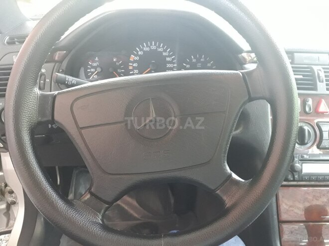 Mercedes E 230 1997, 246,704 km - 2.3 l - Bərdə