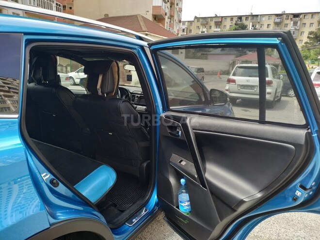 Toyota RAV4 2016, 39,000 km - 2.5 л - Bakı