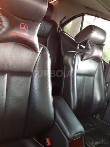 Mercedes E 240 2001, 170,123 km - 2.4 l - Masallı
