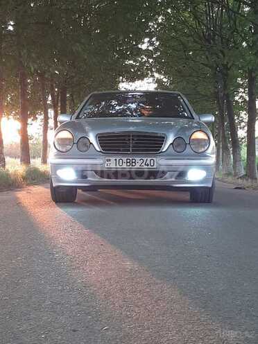 Mercedes E 240 2001, 170,123 km - 2.4 l - Masallı