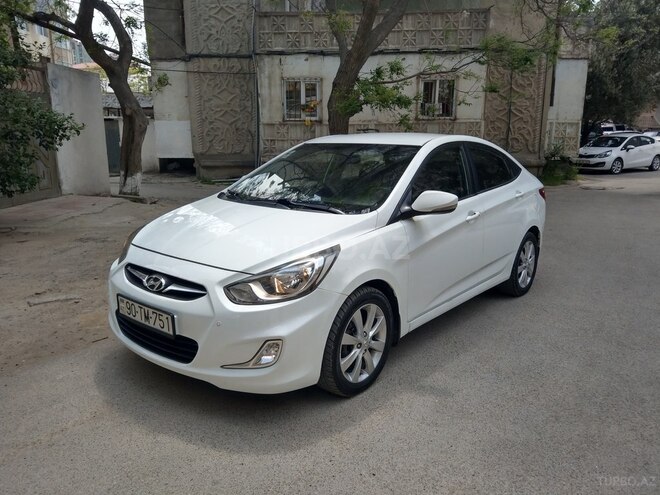 Hyundai Accent 2011, 220,000 km - 1.6 l - Bakı