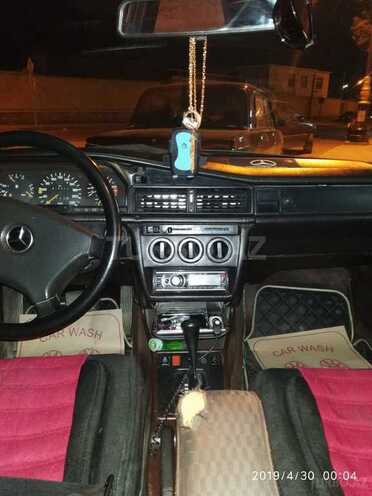 Mercedes 190 1992, 418,374 km - 2.0 l - Bakı