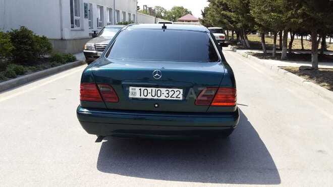 Mercedes E 200 1996, 264,000 km - 2.0 l - Sumqayıt