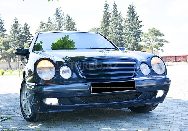 Mercedes E 270 2001, 285,000 km - 2.7 l - İmişli