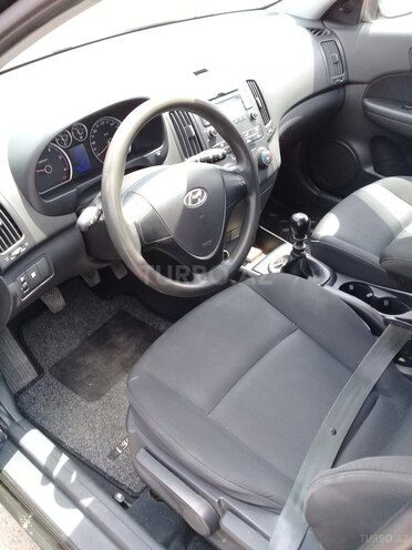 Hyundai i30 2008, 210,000 km - 1.6 l - Biləsuvar