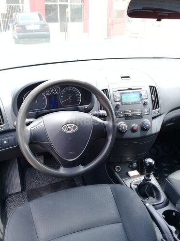 Hyundai i30 2008, 210,000 km - 1.6 l - Biləsuvar