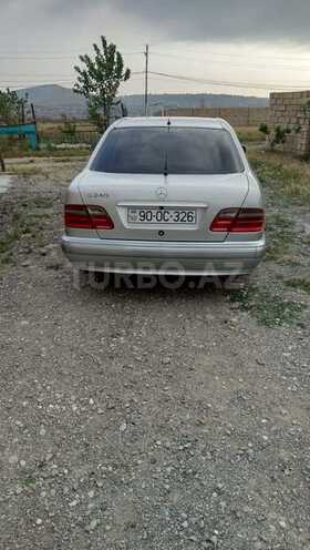 Mercedes E 240 1999, 330,000 km - 2.4 l - Bakı