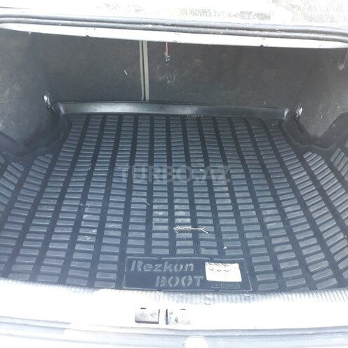 Volkswagen Passat 2004, 240,000 km - 1.8 l - Ağdaş