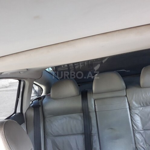 Volkswagen Passat 2004, 240,000 km - 1.8 l - Ağdaş