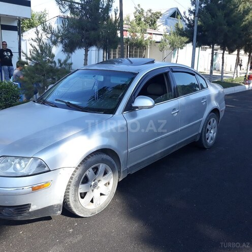 Volkswagen Passat 2004, 240,000 km - 1.8 l - Ağdaş