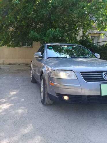 Volkswagen Passat 2003, 259,000 km - 1.8 l - Bakı