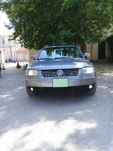 Volkswagen Passat 2003, 259,000 km - 1.8 l - Bakı