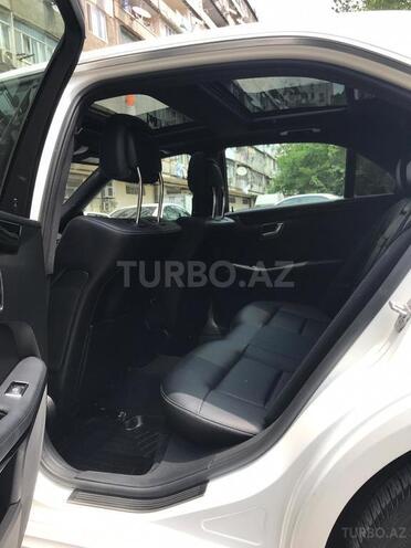 Mercedes E 250 2014, 109,020 km - 2.5 l - Bakı