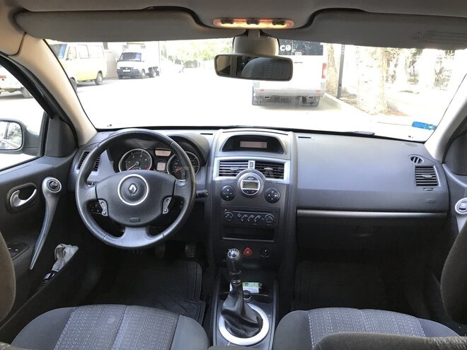 Renault Megane 2006, 270,000 km - 1.5 l - Gəncə