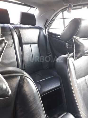 Mercedes E 320 2001, 235,000 km - 3.2 л - Ağcabədi