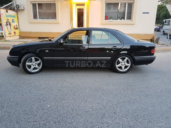 Mercedes E 240 1998, 334,554 km - 2.4 l - Bakı