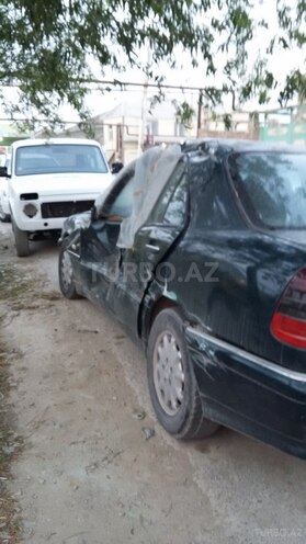 Mercedes C 180 1997, 323,300 km - 1.8 l - Bakı