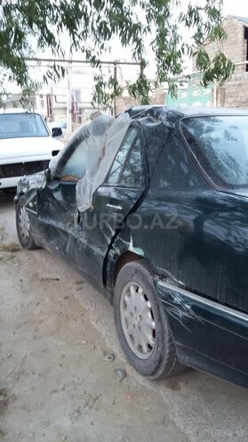 Mercedes C 180 1997, 323,300 km - 1.8 l - Bakı