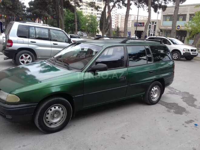 Opel Astra 1996, 445,000 km - 1.6 l - Bakı
