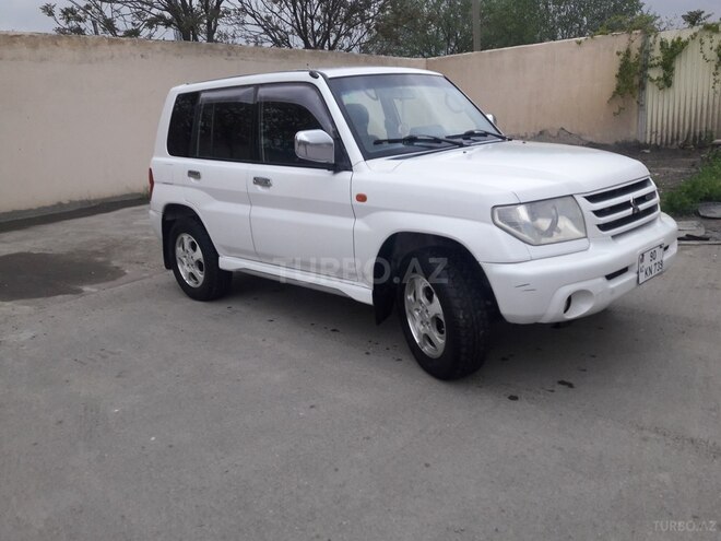 Mitsubishi Pajero io 2001, 320,000 km - 2.0 л - Gəncə
