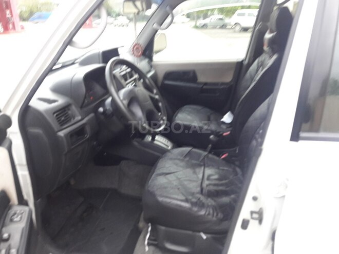 Mitsubishi Pajero io 2001, 320,000 km - 2.0 л - Gəncə