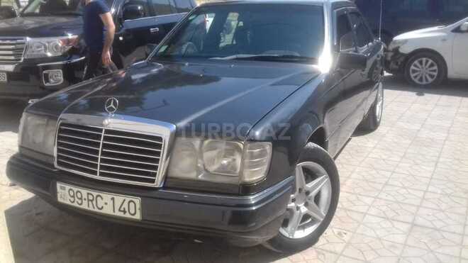 Mercedes E 230 1990, 367,890 km - 2.3 l - Bakı