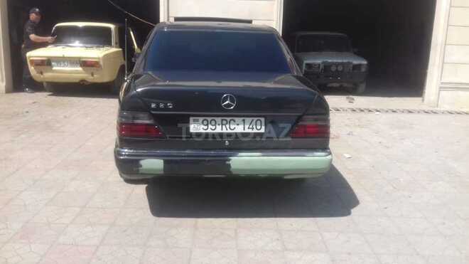 Mercedes E 230 1990, 367,890 km - 2.3 l - Bakı