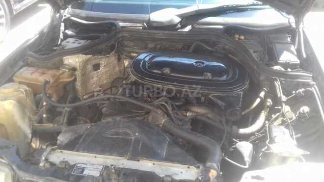 Mercedes E 230 1990, 367,890 km - 2.3 l - Bakı