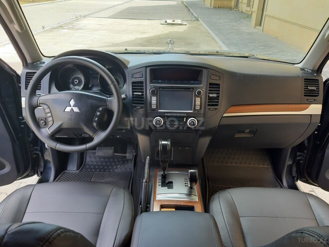Mitsubishi Pajero 2008, 138,000 km - 3.0 л - Bakı