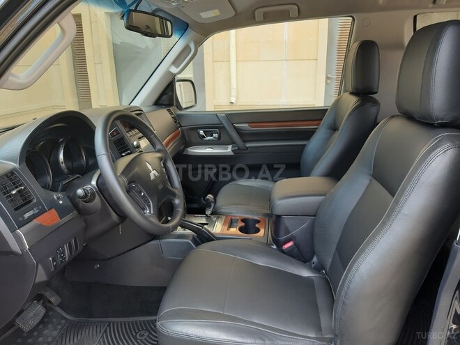 Mitsubishi Pajero 2008, 138,000 km - 3.0 л - Bakı