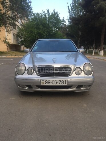 Mercedes E 240 2001, 230,000 km - 2.4 l - Sumqayıt