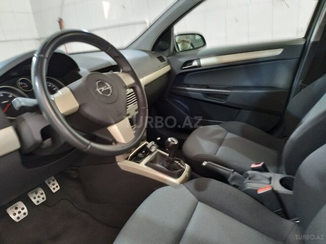 Opel Astra 2007, 216,000 km - 1.7 l - Bakı