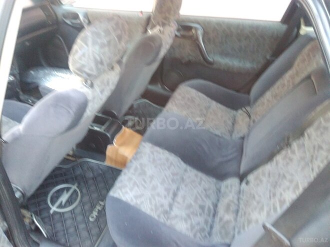 Opel Vectra 1997, 373,958 km - 1.6 l - Bakı