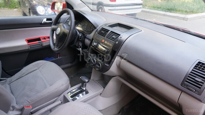 Volkswagen Polo 2002, 214,000 km - 1.4 л - Bakı
