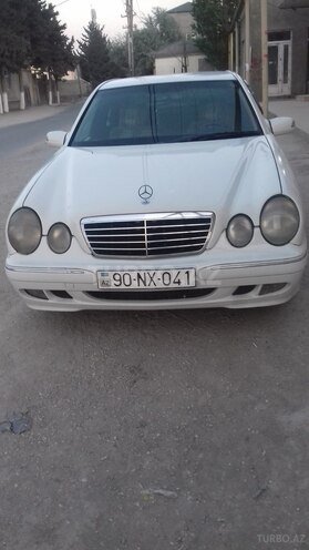 Mercedes E 220 2001, 350,000 km - 2.2 l - Bakı