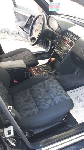 Mercedes C 200 2000, 133,000 km - 2.0 л - Bakı