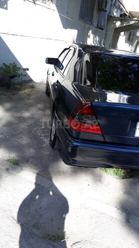 Mercedes C 200 2000, 133,000 km - 2.0 л - Bakı