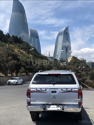 Mitsubishi L200 2008, 317,000 km - 2.0 l - Bakı