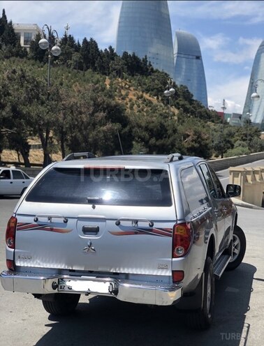 Mitsubishi L200 2008, 317,000 km - 2.0 l - Bakı