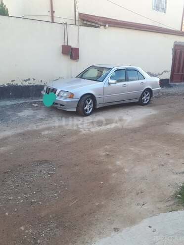 Mercedes C 230 1997, 403,000 km - 0.1 l - Zaqatala