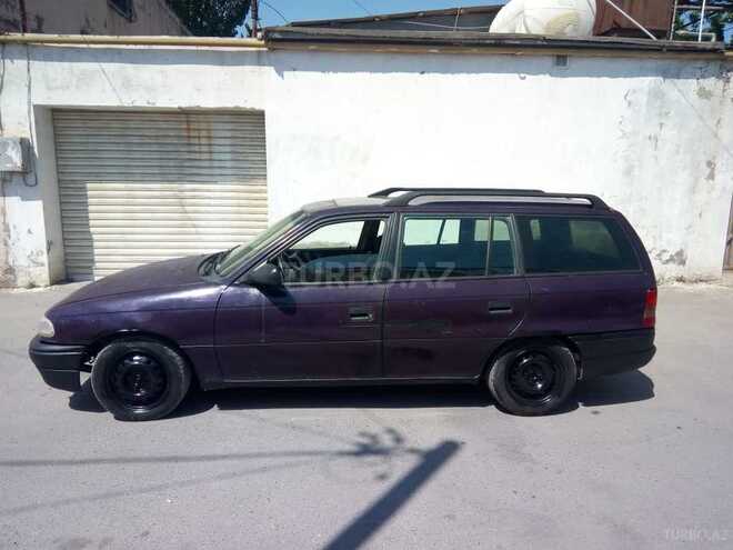 Opel Astra 1995, 179,000 km - 1.6 l - Bakı