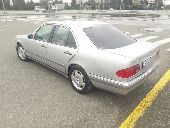 Mercedes E 230 1996, 215,000 km - 2.3 л - Gəncə