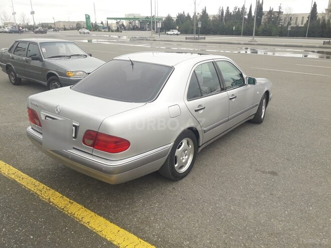 Mercedes E 230 1996, 215,000 km - 2.3 л - Gəncə