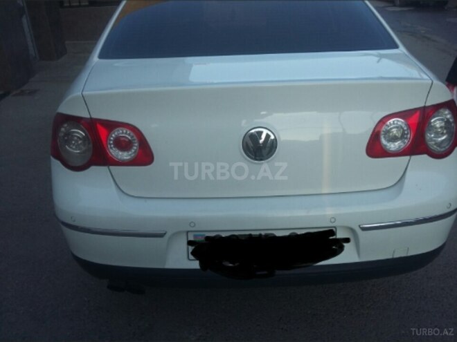 Volkswagen Passat 2010, 194,500 km - 1.8 л - Bakı