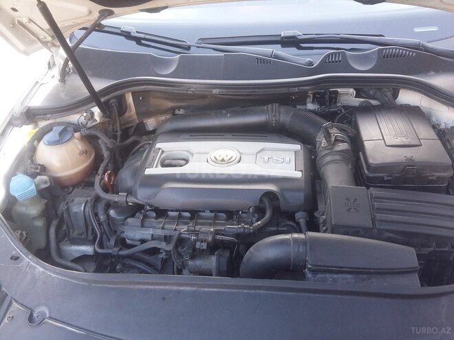 Volkswagen Passat 2010, 194,500 km - 1.8 л - Bakı