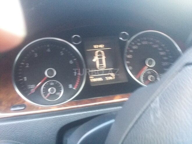 Volkswagen Passat 2010, 194,500 km - 1.8 л - Bakı
