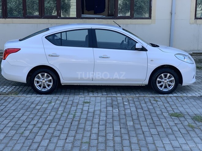 Nissan Sunny 2012, 220,000 km - 1.5 l - Bakı