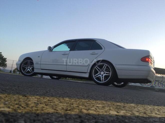 Mercedes E 240 2000, 270,000 km - 2.4 l - Bakı