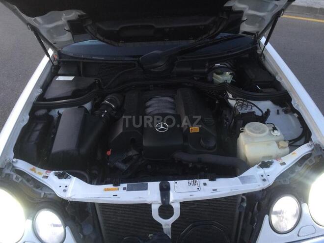 Mercedes E 240 2000, 270,000 km - 2.4 l - Bakı