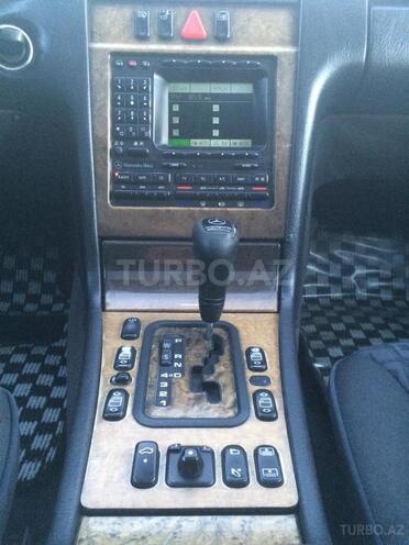 Mercedes E 240 2000, 270,000 km - 2.4 l - Bakı